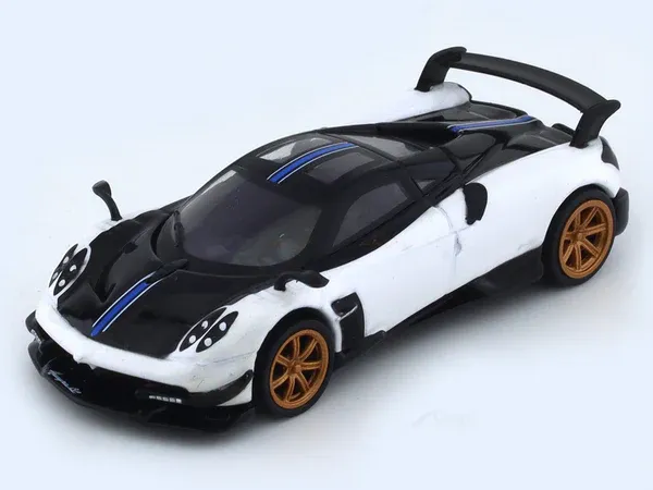 Pagani-Huayra-BC-bianco-benny-white-1-64-Tarmac-works-diecast-best-seller-india-car-model-7_grande.webp